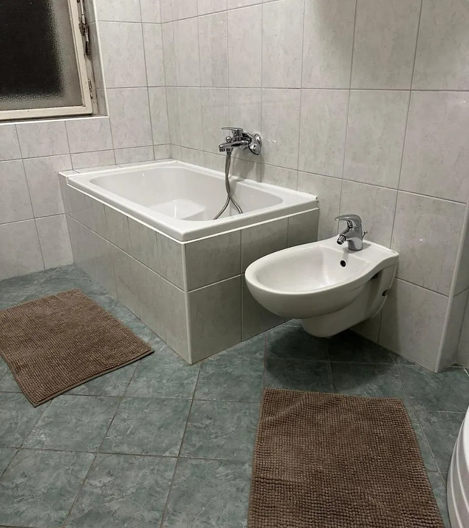 Rooms Udolni - Cerveny Kostel Brno Hostel